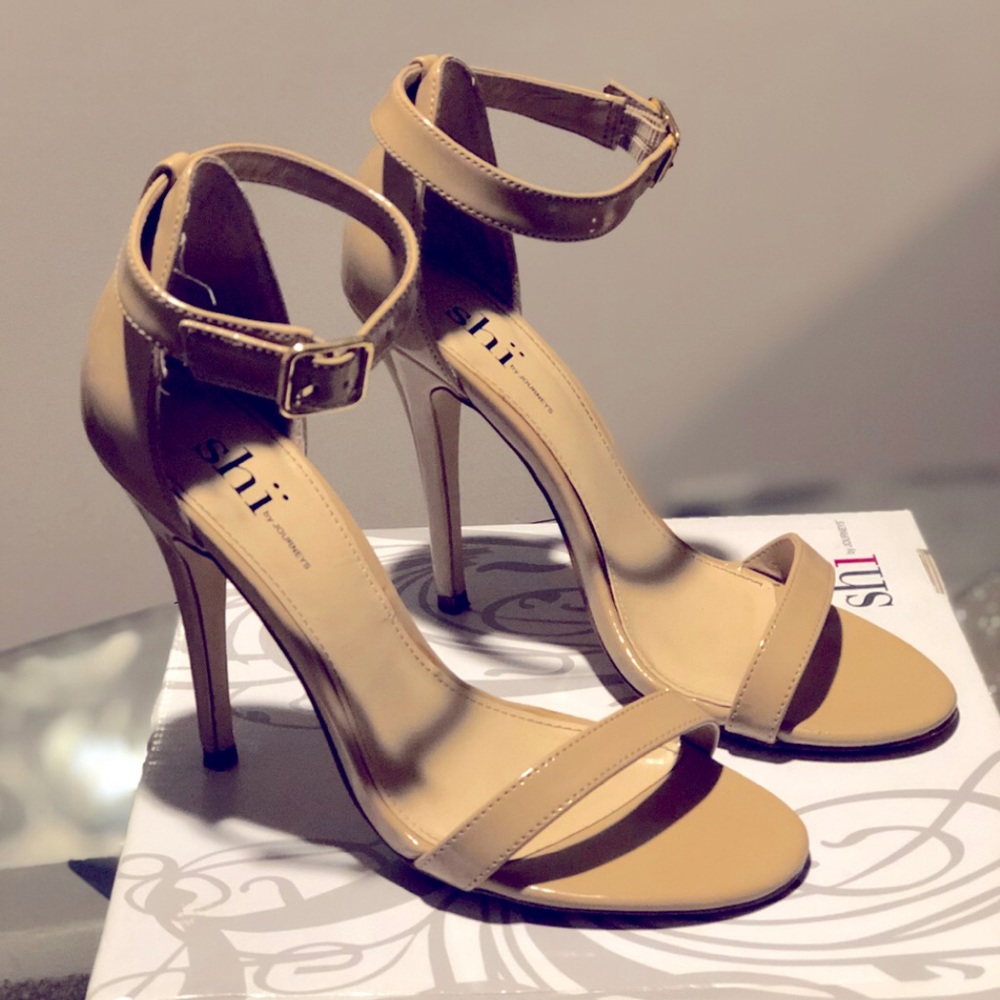 Shi by Journeys Understatement Blush Strappy Heel - Picture 1 of 2